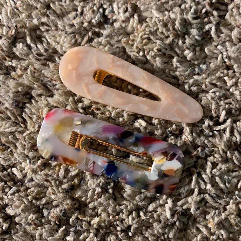 colorful hair clips